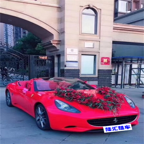 成都租车公司 自驾商务租车，免费上门送取，畅享便捷出行